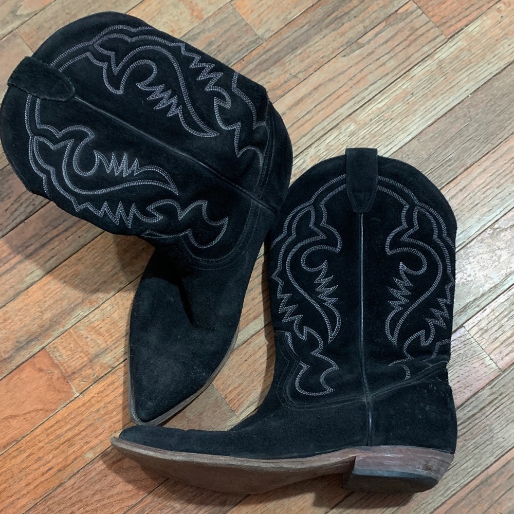 BOULET 9.5 Men’s Embroidered Black Cowboy Boots